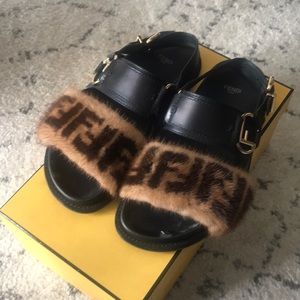 Fendi black fur &leather slingback sandals SIZE40